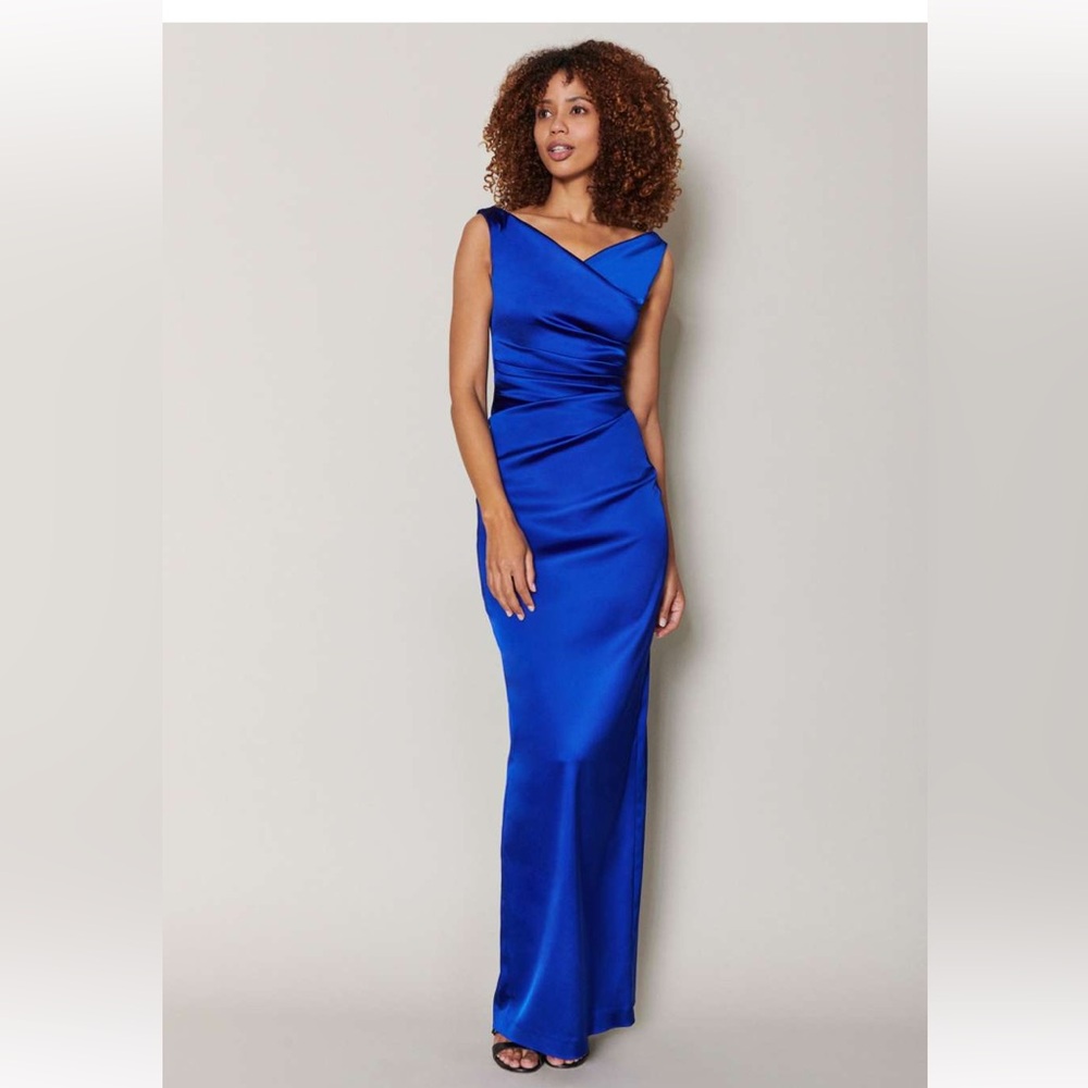 Talbot Runhof Komoe2 Cocktail Evening Dress slim fit in Royal blue color size 4